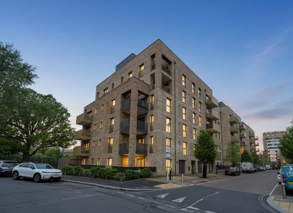 Property main image