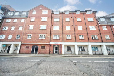 Property on John Street, LU1 2EE