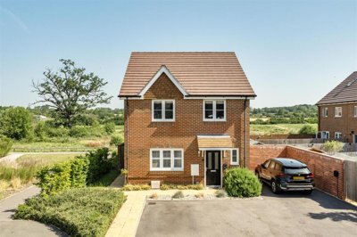Property on Catherwood Place, RG41 1DQ