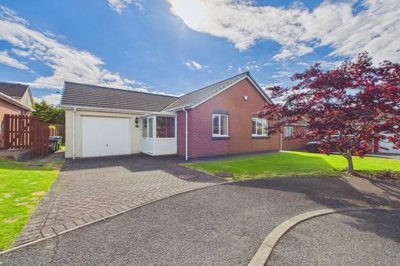 Property on Wentworth Park, CA14 1XP