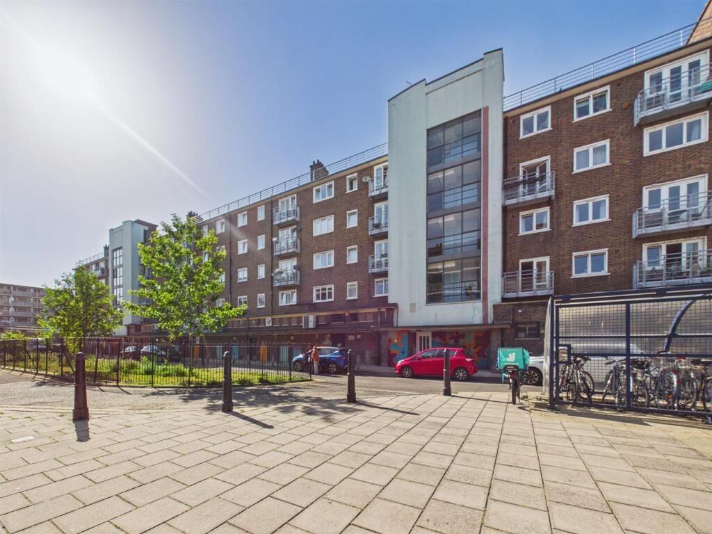Property main image