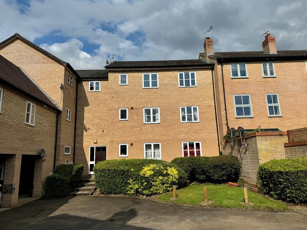 Property main image