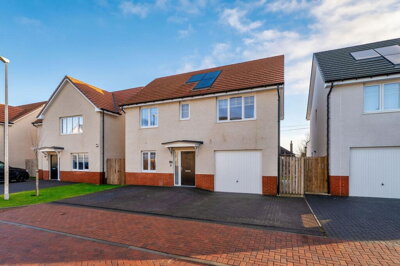 Property on Maggies Crescent, FK5 4ZT