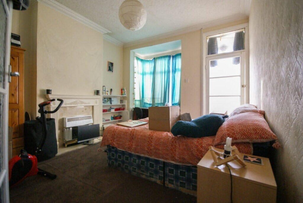 Terraced House