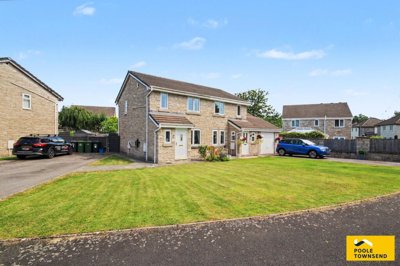 Property on Briarigg, LA9 6FA