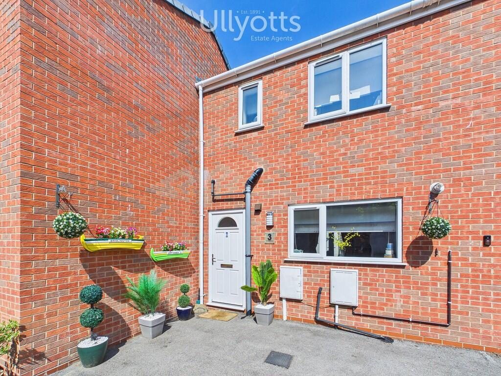 Terraced House