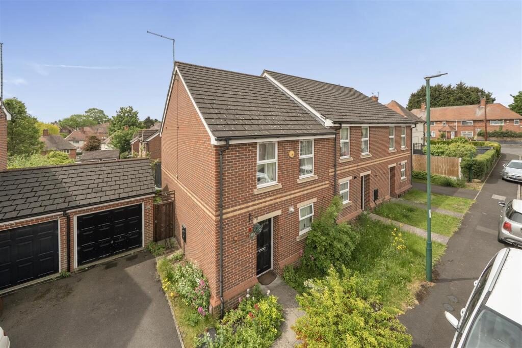 Property main image