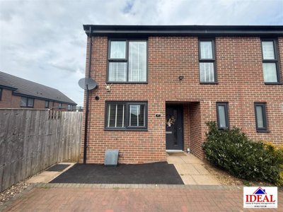 Property on Llewelyn Crescent, DN6 0QD