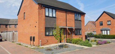 Property on CW7 1GN