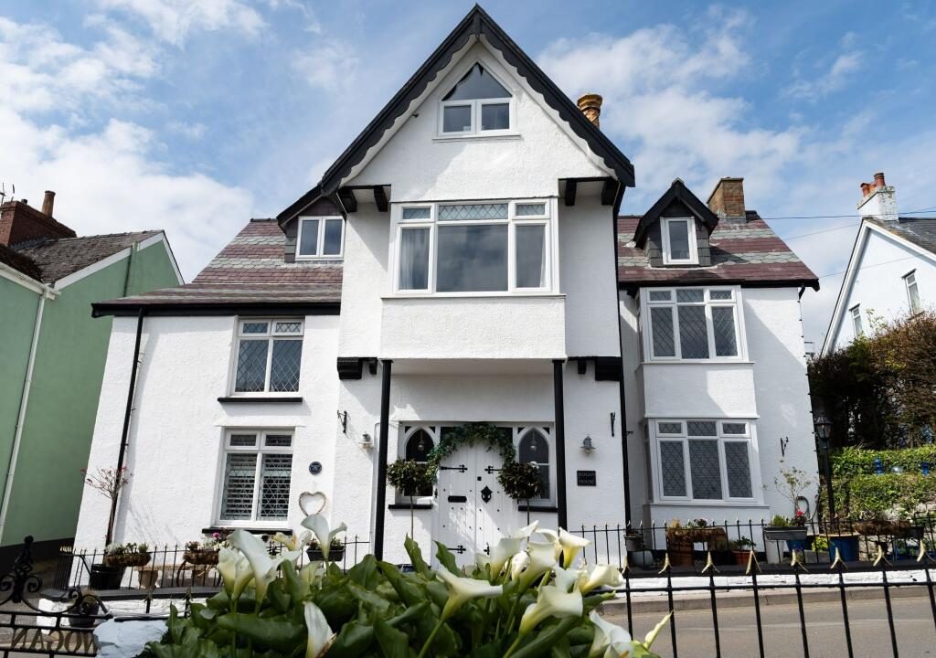 Detached House