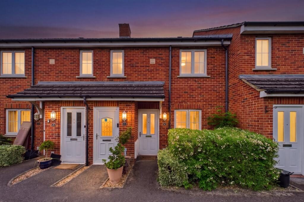 Property main image