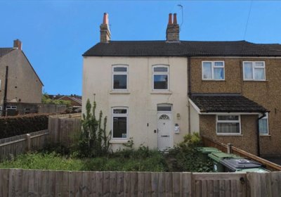 Property on The Ridgeway, MK45 1DH
