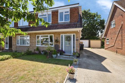 Property on BN27 3BG