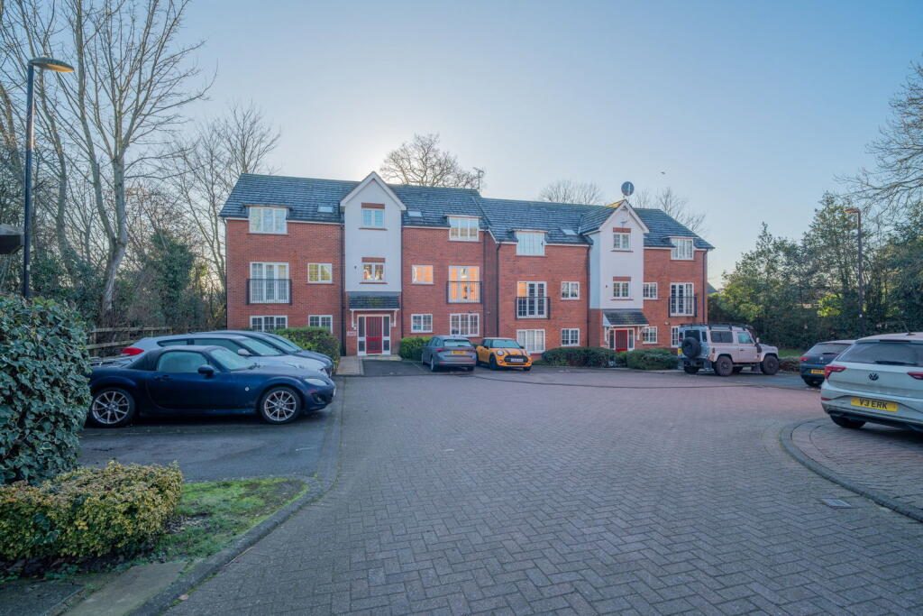 Property main image