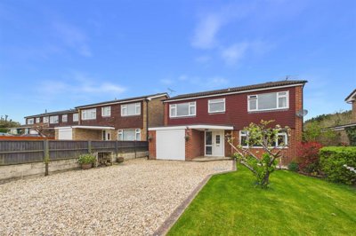 Property on Melford Gardens, RG22 5EZ