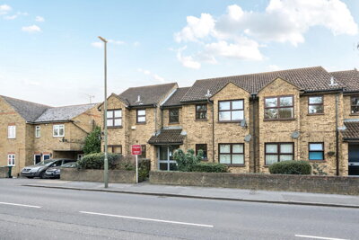 Property on Upper Halliford Road, TW17 8RJ