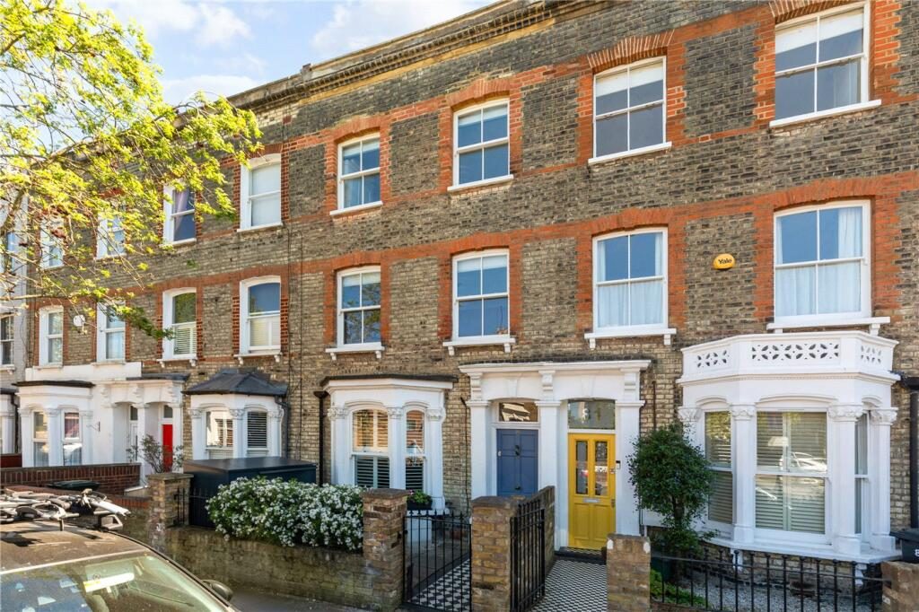 Property main image