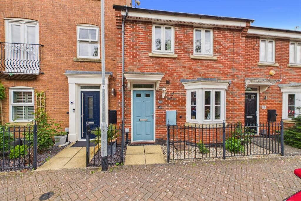 Terraced House
