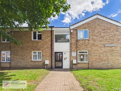 Property on Piccadilly Close, B37 7LQ