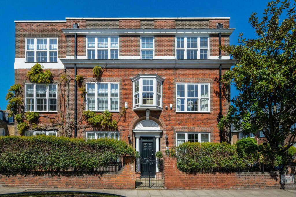 Terraced House