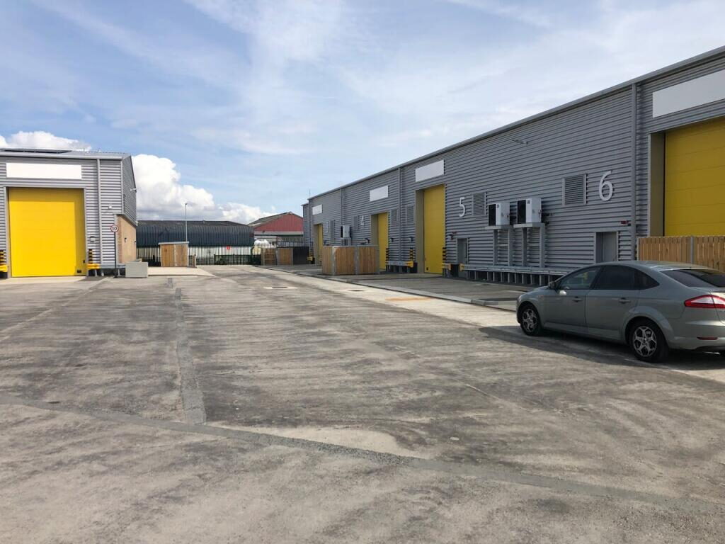 Distribution Warehouse