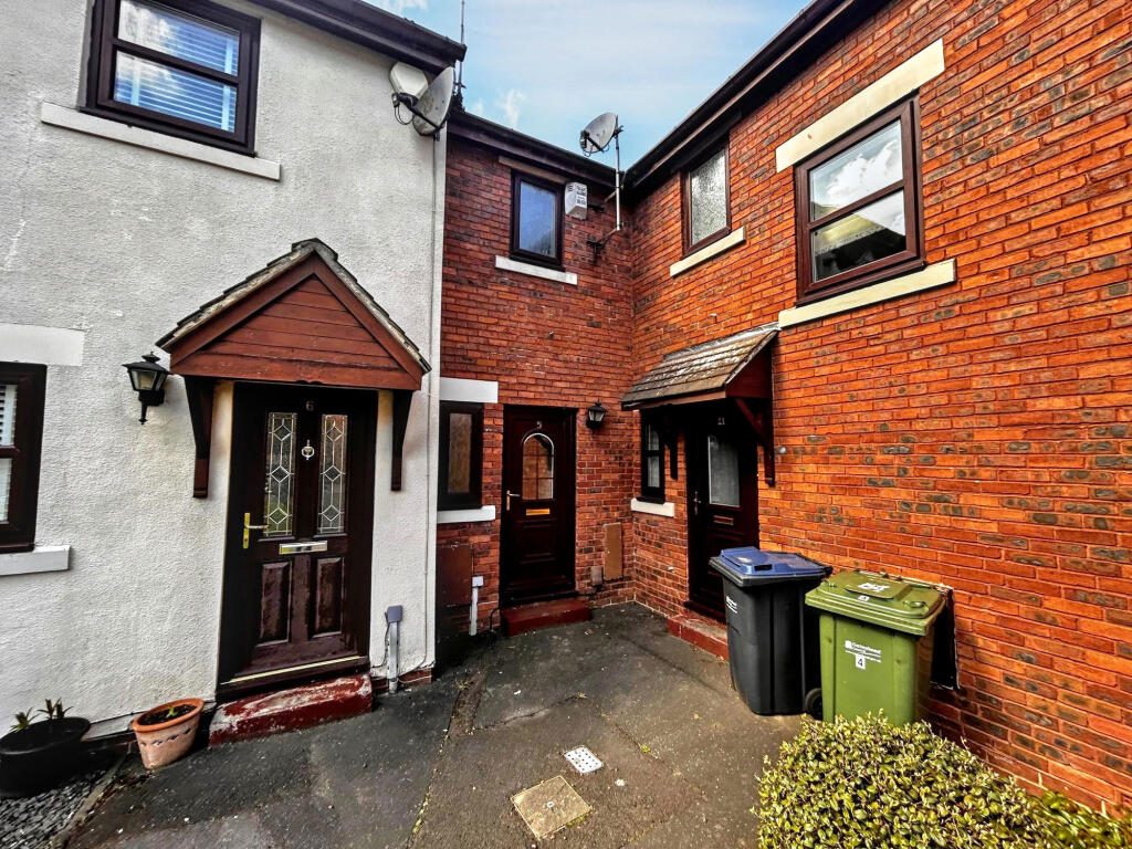 Terraced House