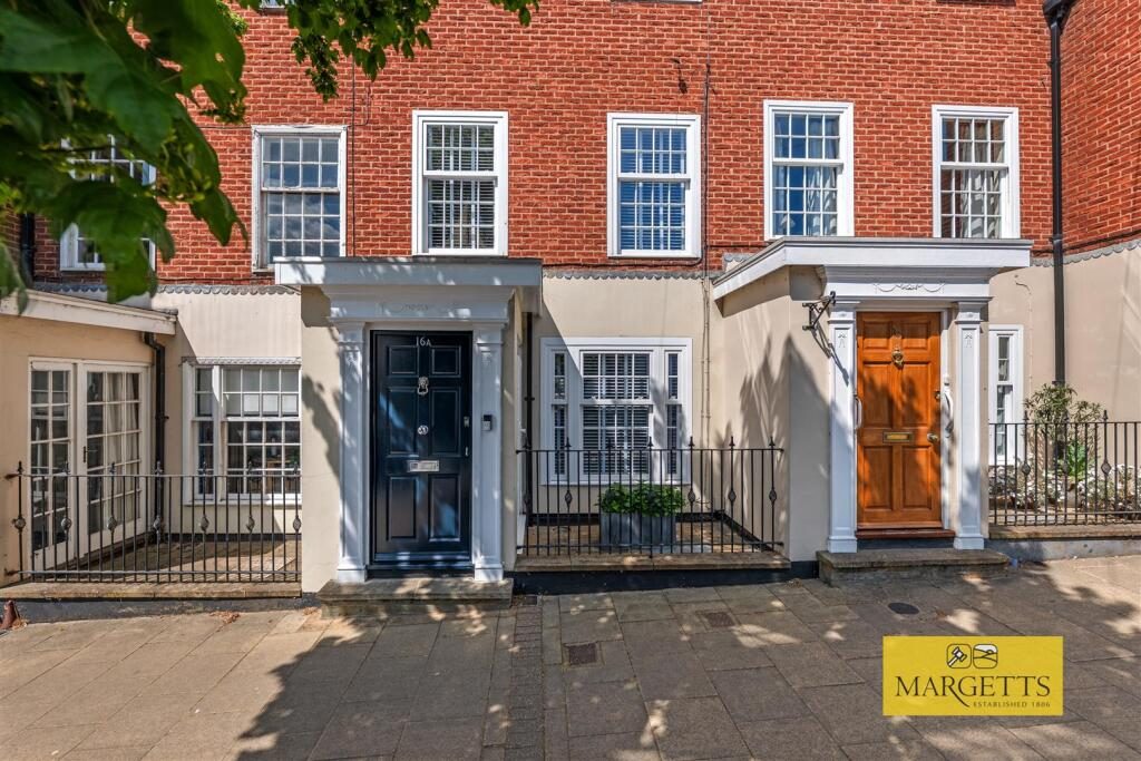 Terraced House