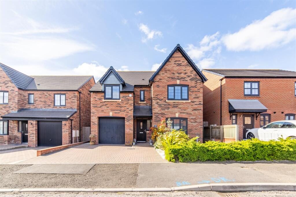 Property main image