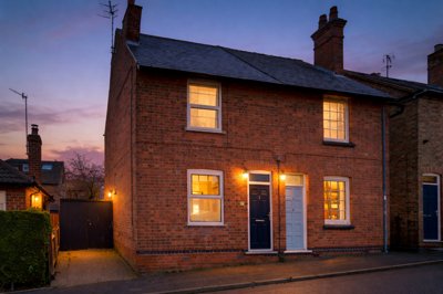 Property on Woodside Road, NG12 2HJ