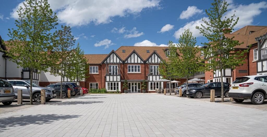 Property main image