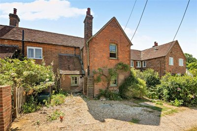 Property on Harts Hill Road, RG18 4NU