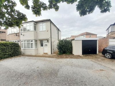 Property on Fairholme Crescent, UB4 8QT