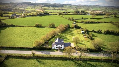 Property on Ffordd Y Rhos, CH7 4NJ