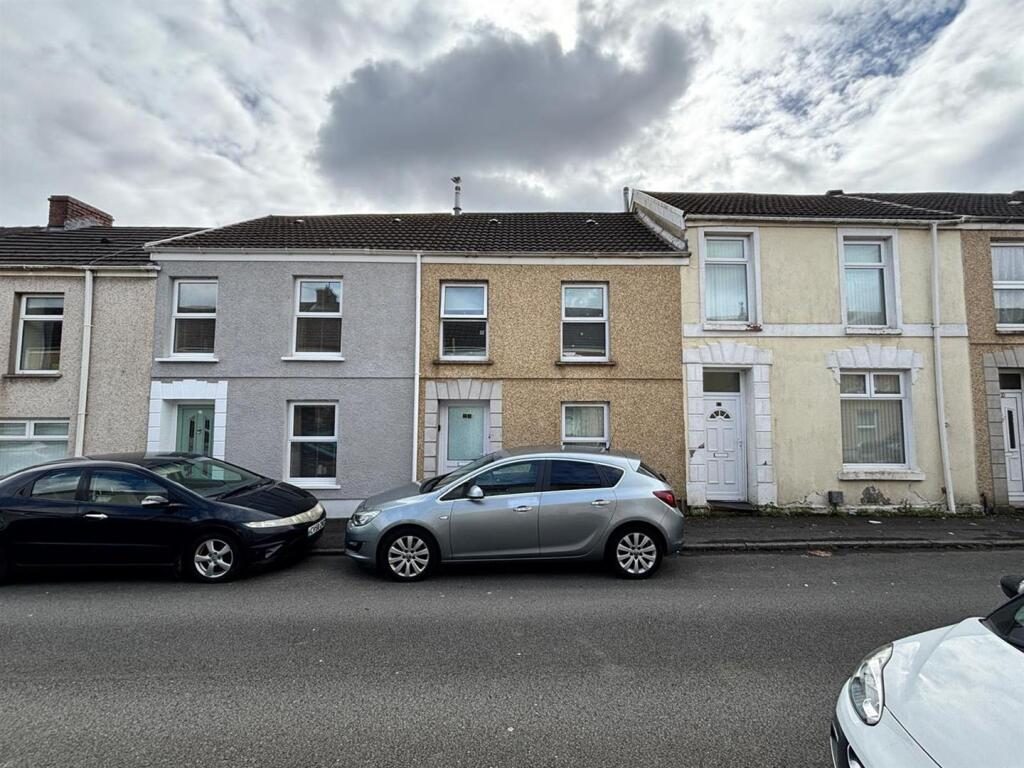 Terraced House