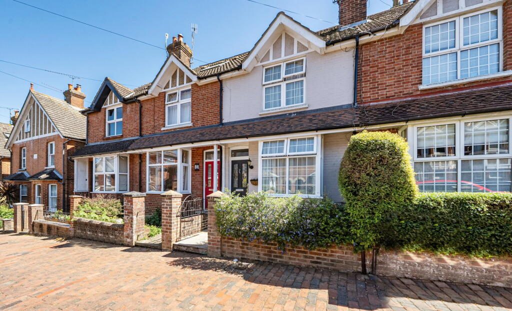 Terraced House