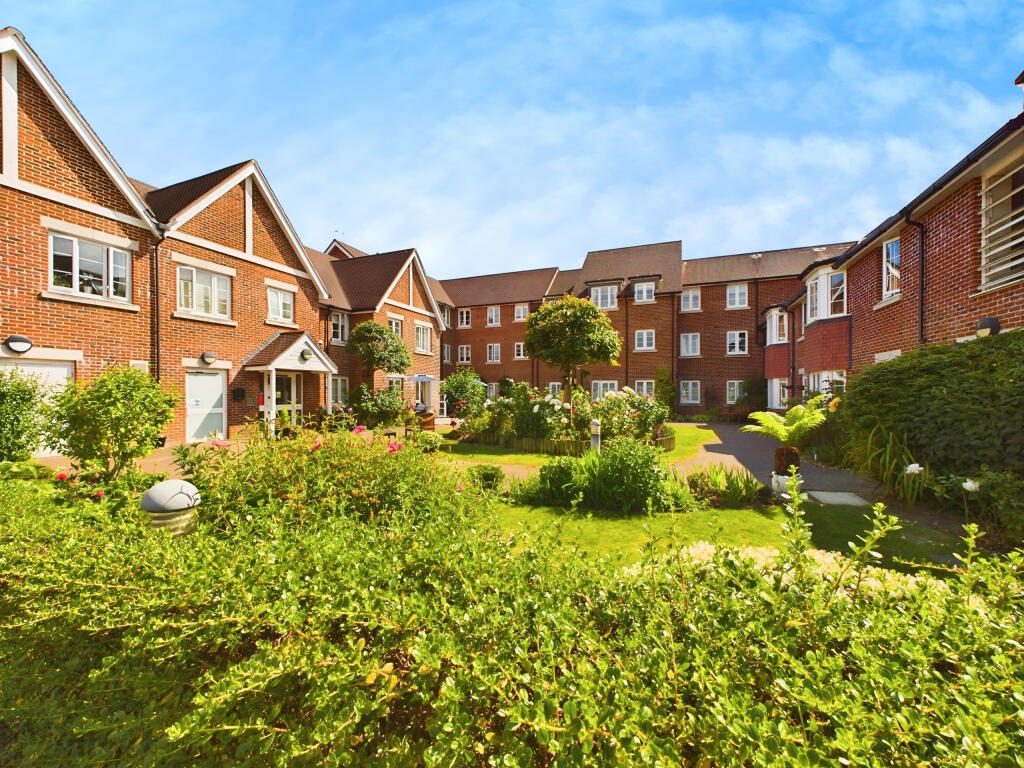 Property main image