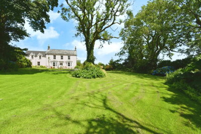 Property on SA65 9QS