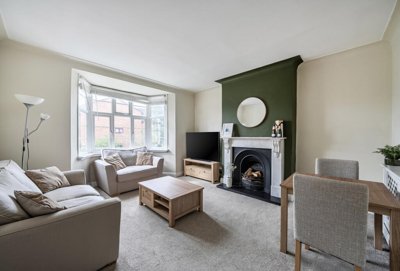 Property on London Road, SM3 8JE