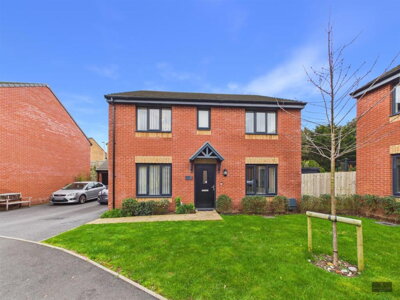 Property on Centurion Close, EX1 3YW