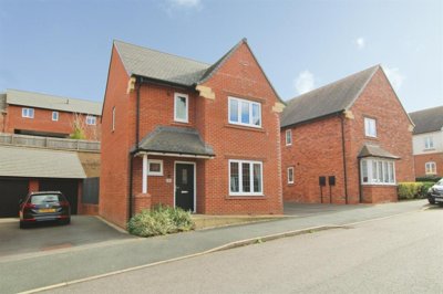 Property on Juniper Way, CV21 1UE