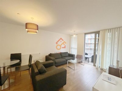 Property on SE13 7FW