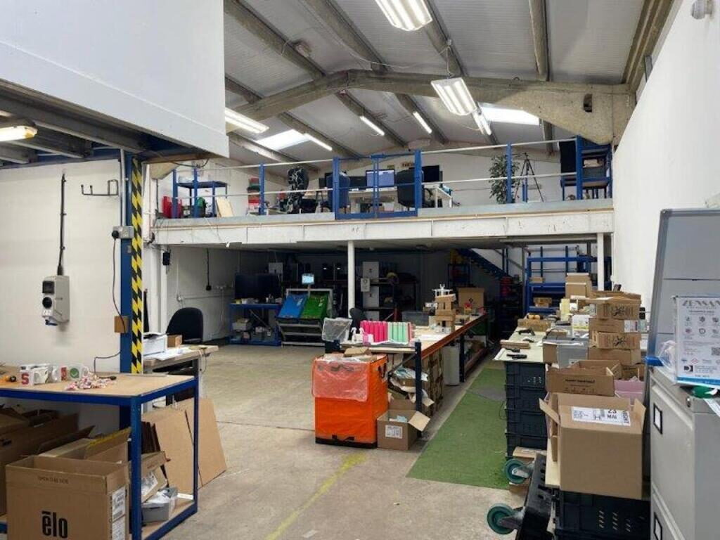 Distribution Warehouse