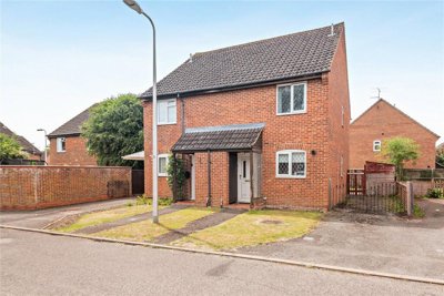 Property on RG19 4YR