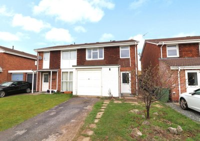 Property on Navigators Way, SO30 2GP