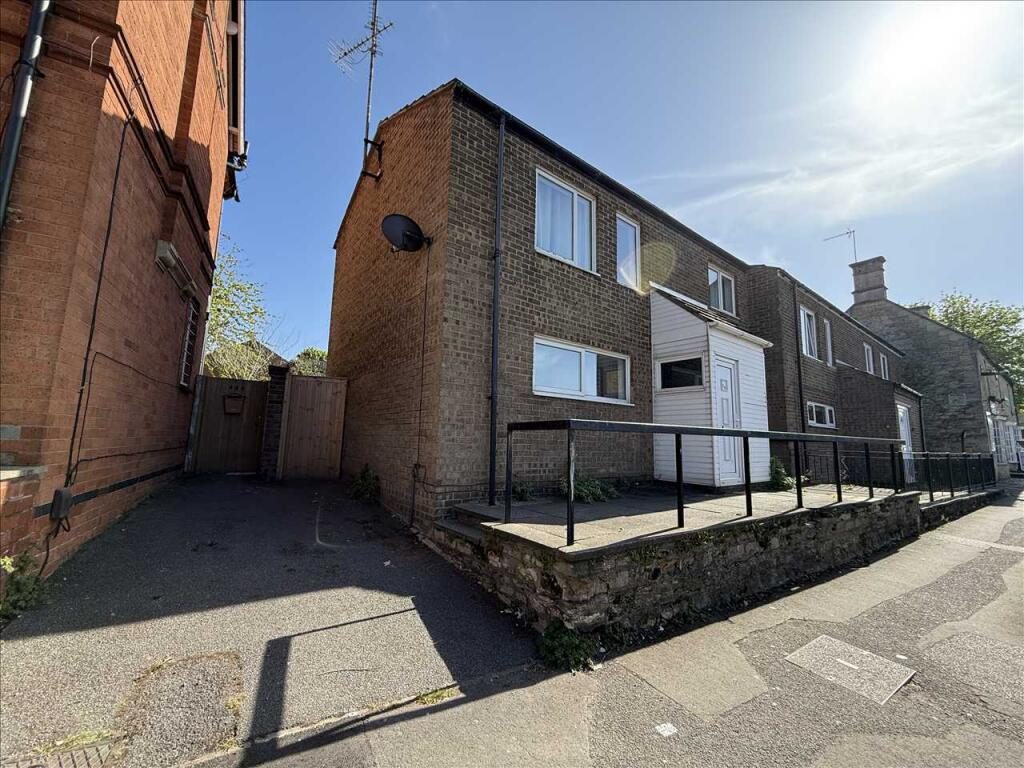 Terraced House