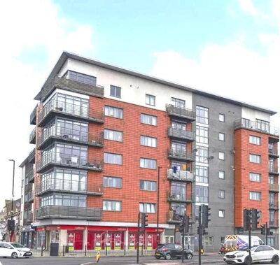 Property on The Roundway, N17 7EQ