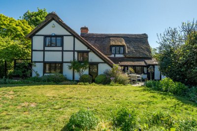 Property on Tidmarsh Road, RG8 7AY