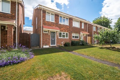 Property on SO22 6LS