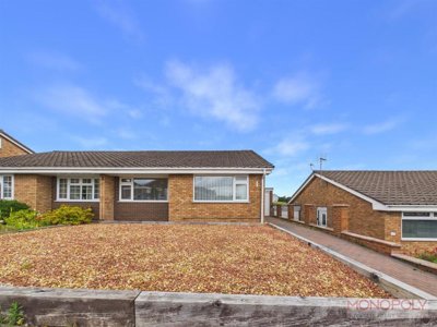 Property on Caer Haf, LL11 4UL