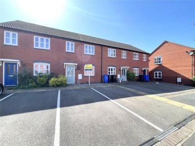 Property on Perle Road, DE14 1DN